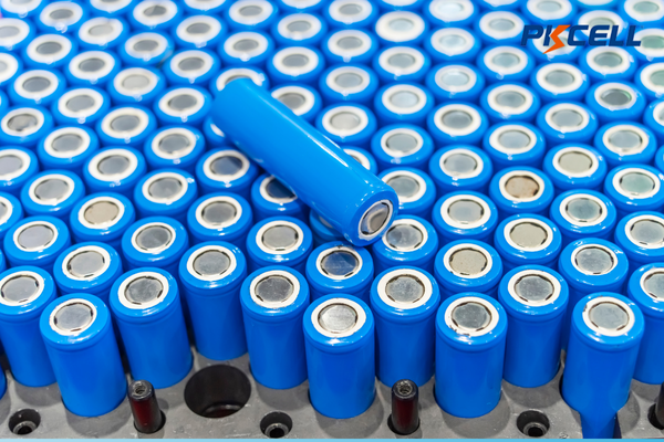 В чем разница между литиевыми батареями 3,6 В и 3,7 В?